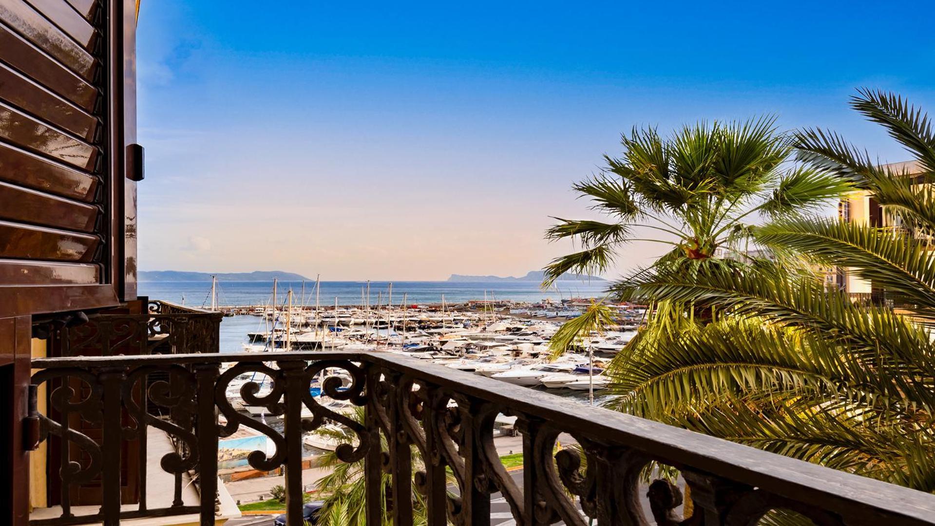 Caracciolo 10 Bed & Breakfast Napoli Dış mekan fotoğraf